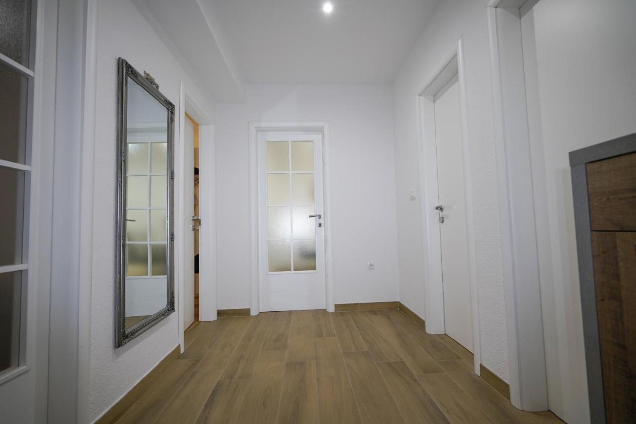 Apartment Ana Split Exterior photo